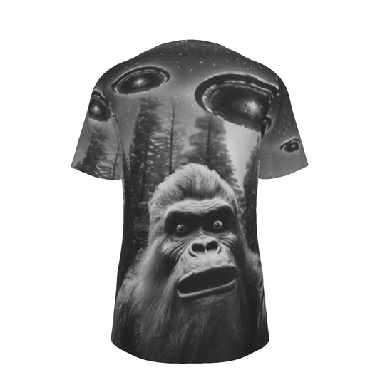 Bigfoot UFO O-Neck T-Shirt